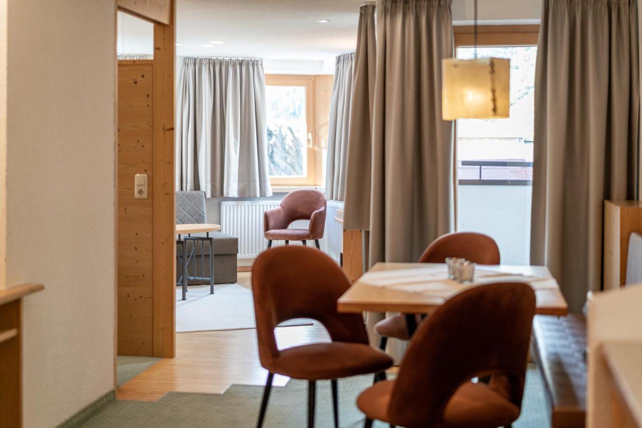 Schoenblick - Gurgl B&B Obergurgl Eksteriør billede