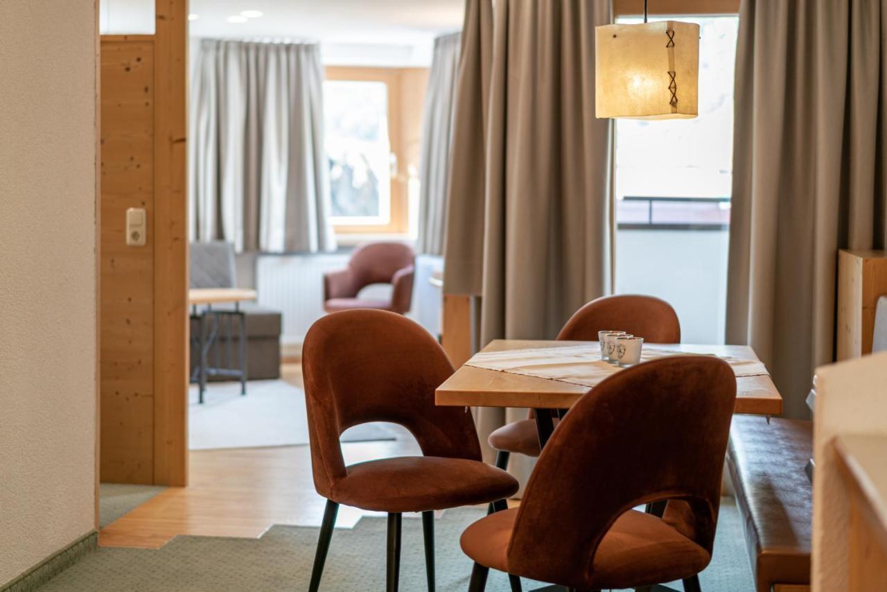 Schoenblick - Gurgl B&B Obergurgl Eksteriør billede